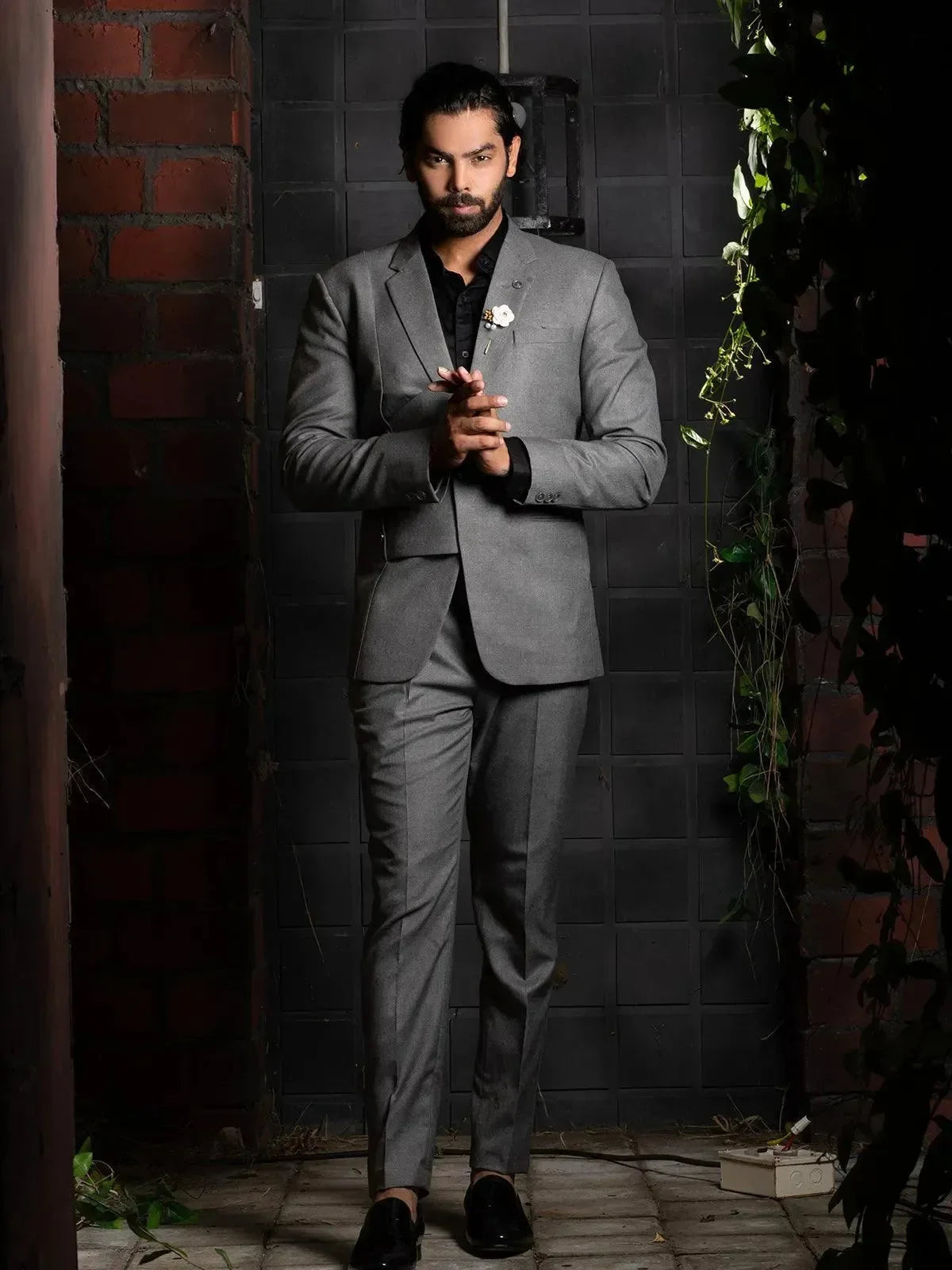 Marvelous Stylish Grey Color Men's Double Breasted Designer Suit