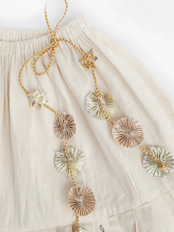 Peach Chaniya Choli Set for Girls – Embroidered Halter Blouse with Tassel Lace & Ivory Lehenga for Navratri