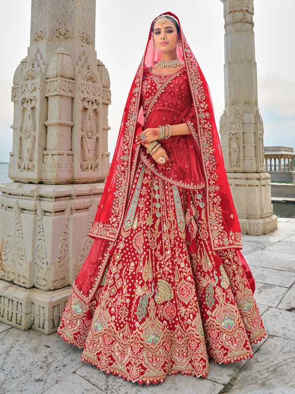 Embroidery Designer Silk Weeding Bridal Lehenga In Red