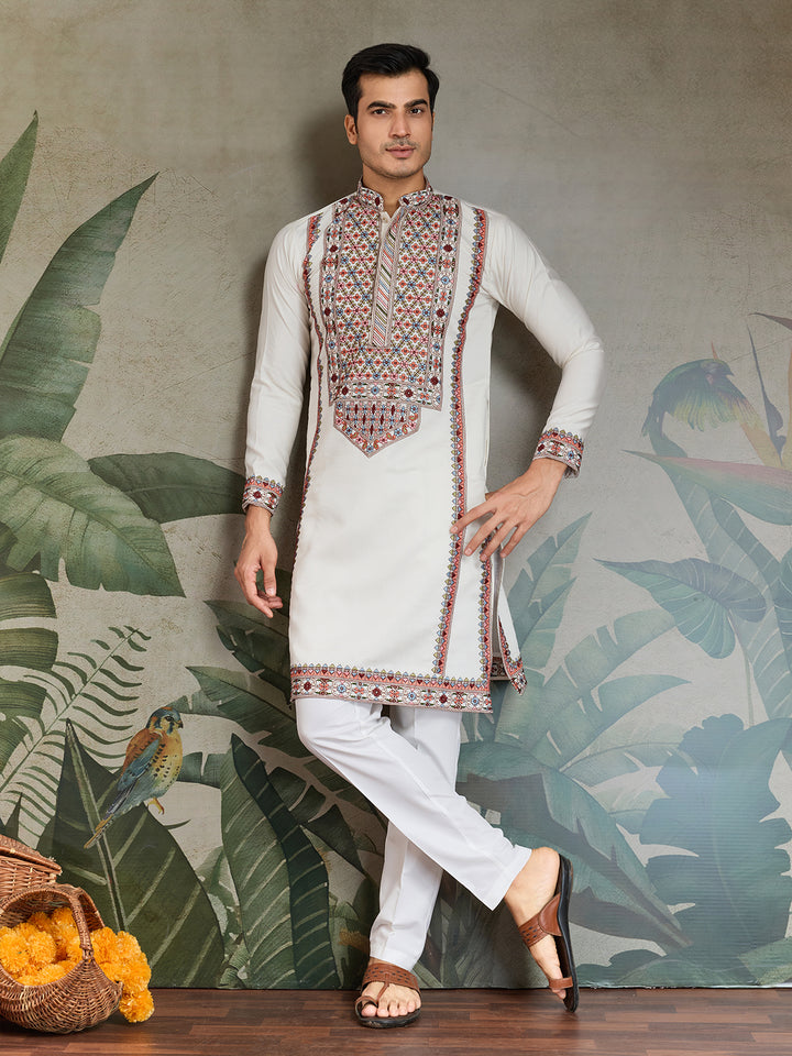 White Viscose Silk Kurta for Men with Thread & Sequin Embroidery – Festive & Navratri Wear