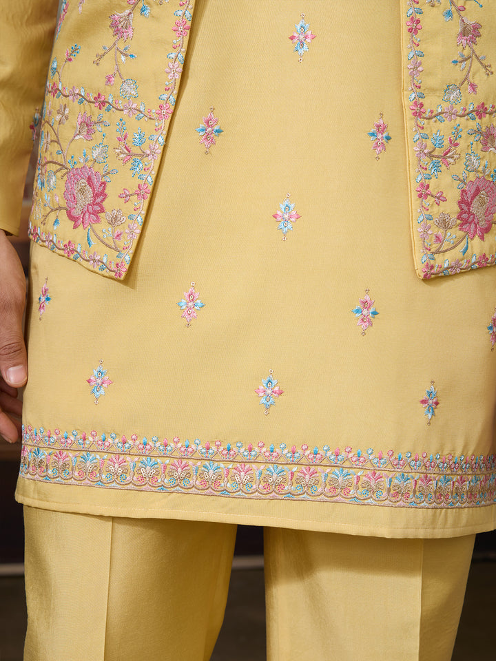 Yellow Viscose Silk Men’s Kurta Koti Set with Multi-Thread & Sequence Embroidery – Festive & Wedding Occasion Wear