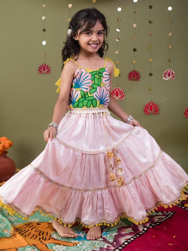 Light Pink & Yellow Navratri Lehenga Choli with Floral Aari Embroidery & Zari Lace – Festive Dandiya Outfit