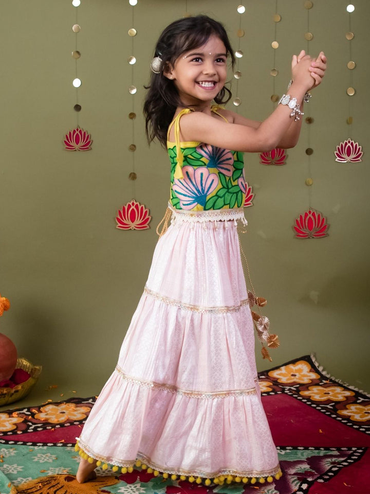 Light Pink & Yellow Navratri Lehenga Choli with Floral Aari Embroidery & Zari Lace – Festive Dandiya Outfit