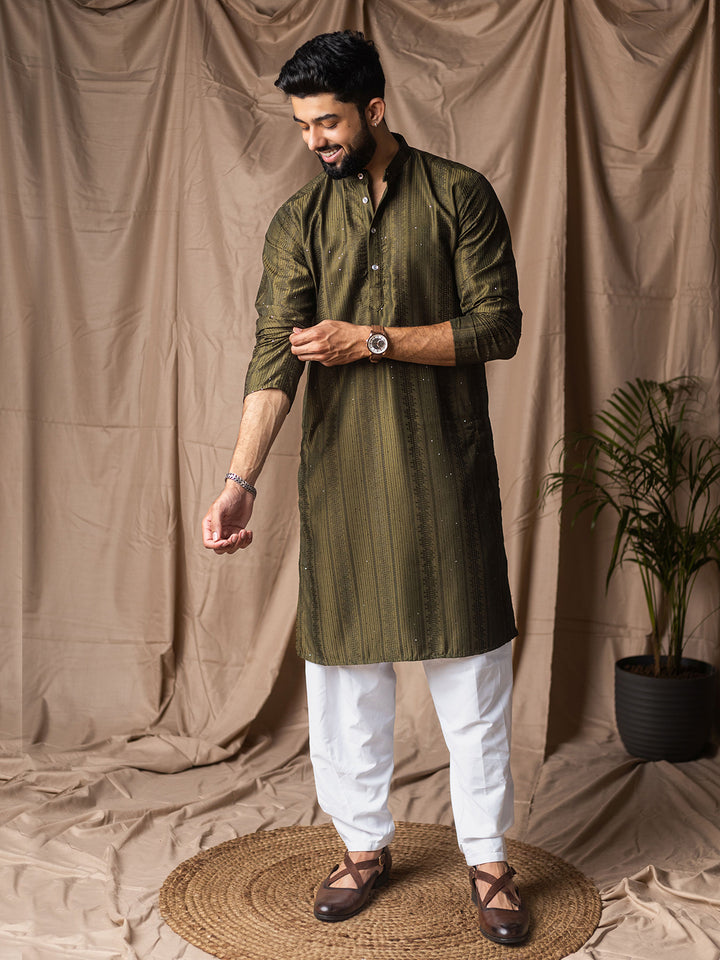 Men’s Green Rayon Kurta Set with White Silk Bottom – Thread Embroidery Work | Wedding & Festive Ceremonial Wear
