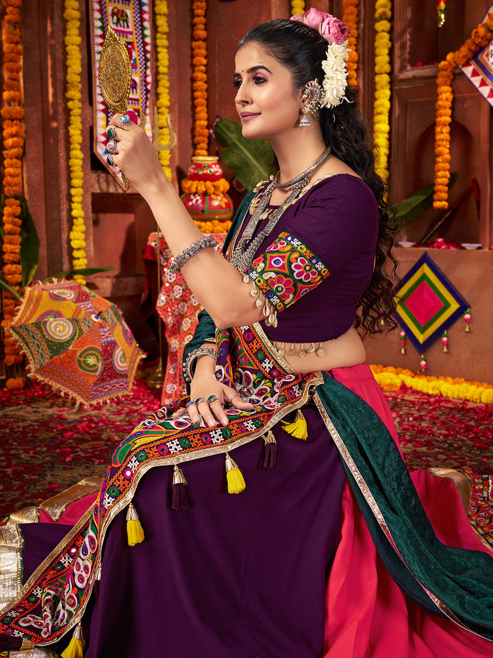 Navratri Special Kutchi Work Multicolor Lehenga Choli Set – Mirror Work, Lampi Border & Viscose Cotton Fabric