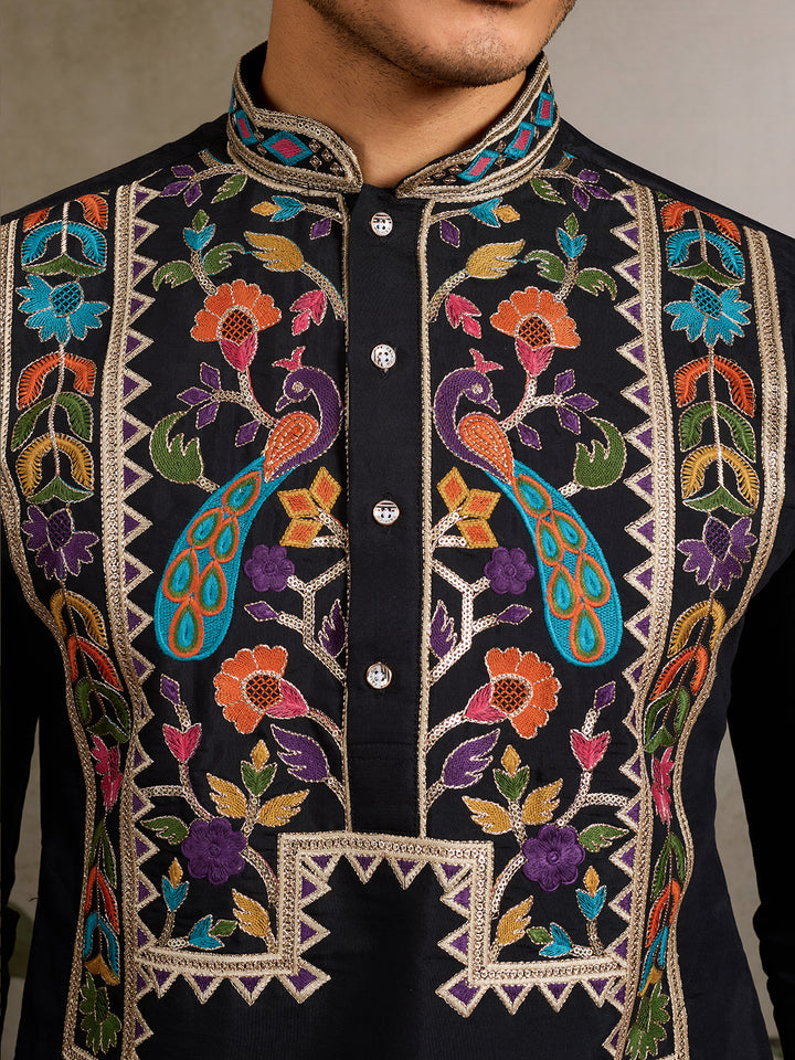 Black Viscose Silk Men’s Kurta with Thread & Sequin Embroidery – Elegant Festive & Wedding Wear