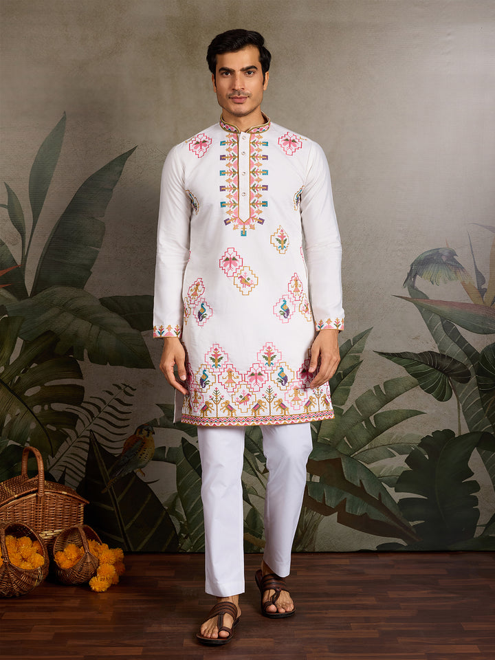 White Viscose Silk Kurta for Men – Thread & Sequin Embroidery | Navratri Festival Ethnic Wear