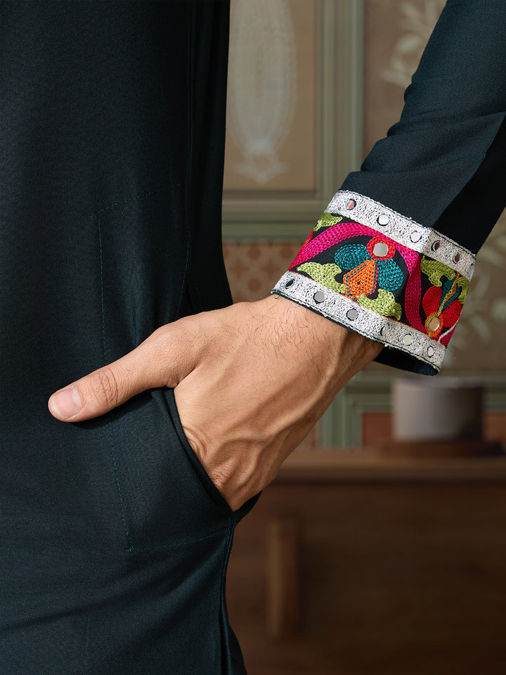 Green Cotton Kurta for Men with Multi-Thread & Mirror Work – Festive & Wedding Ethnic Wear