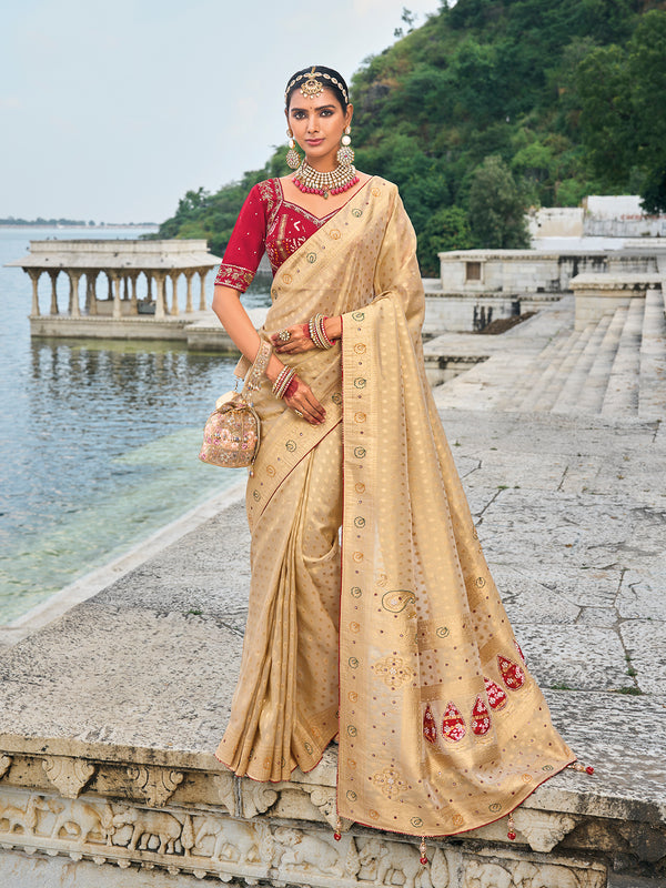 Kanjivaram Silk Reception Wear Jardoshi Saree In Beige