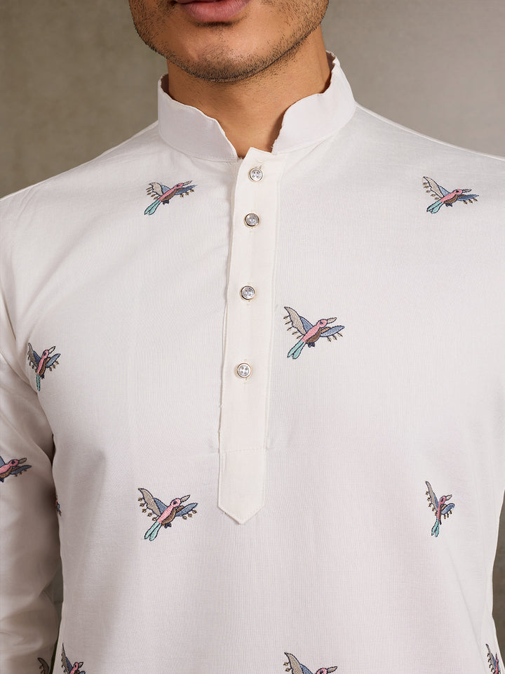 Men’s White Viscose Silk Kurta with Thread and Sequin Embroidery – Festive & Wedding Wear