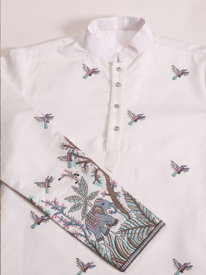 Men’s White Viscose Silk Kurta with Thread and Sequin Embroidery – Festive & Wedding Wear