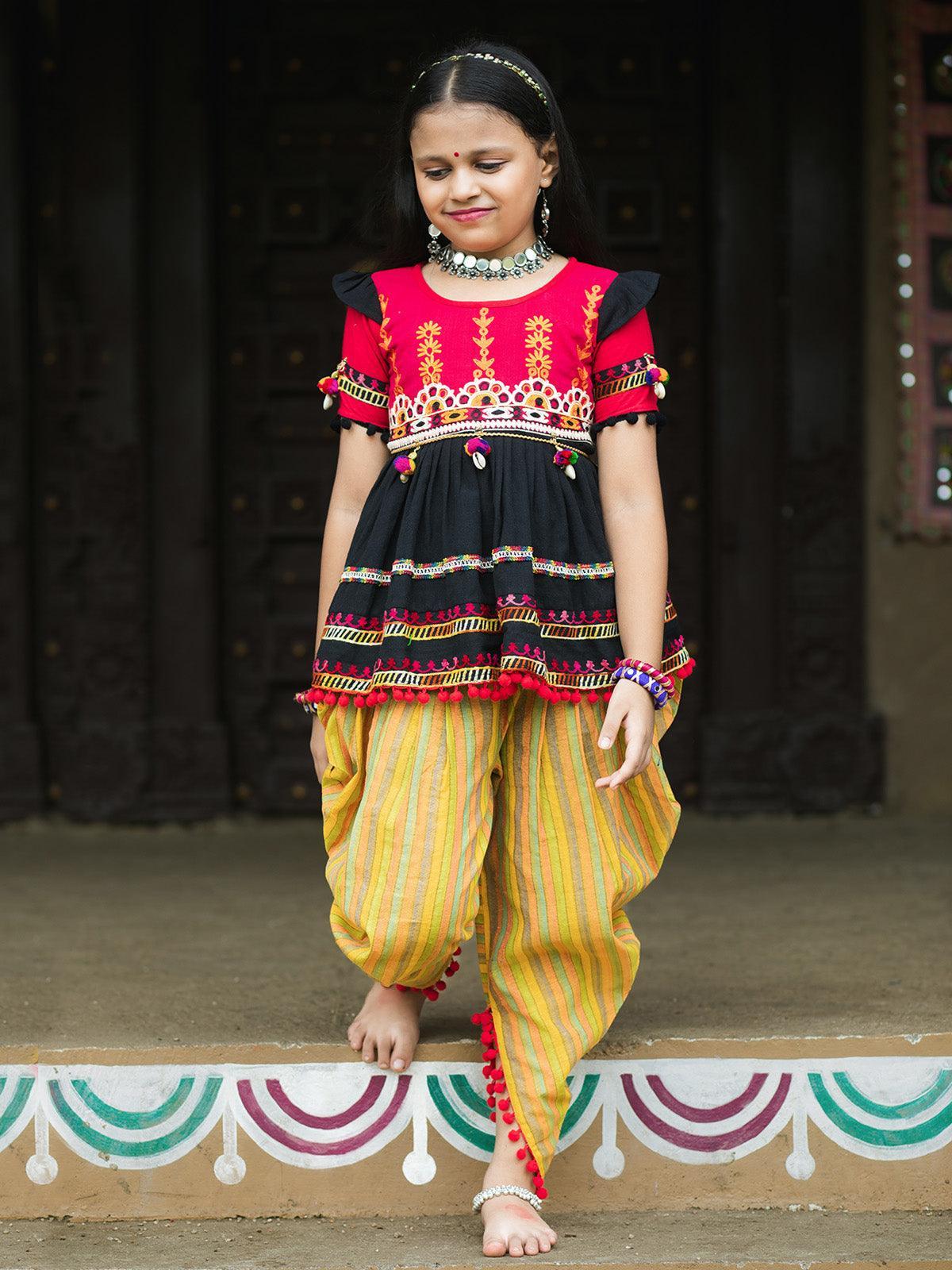 Gujarati girl Black and White Stock Photos & Images - Alamy