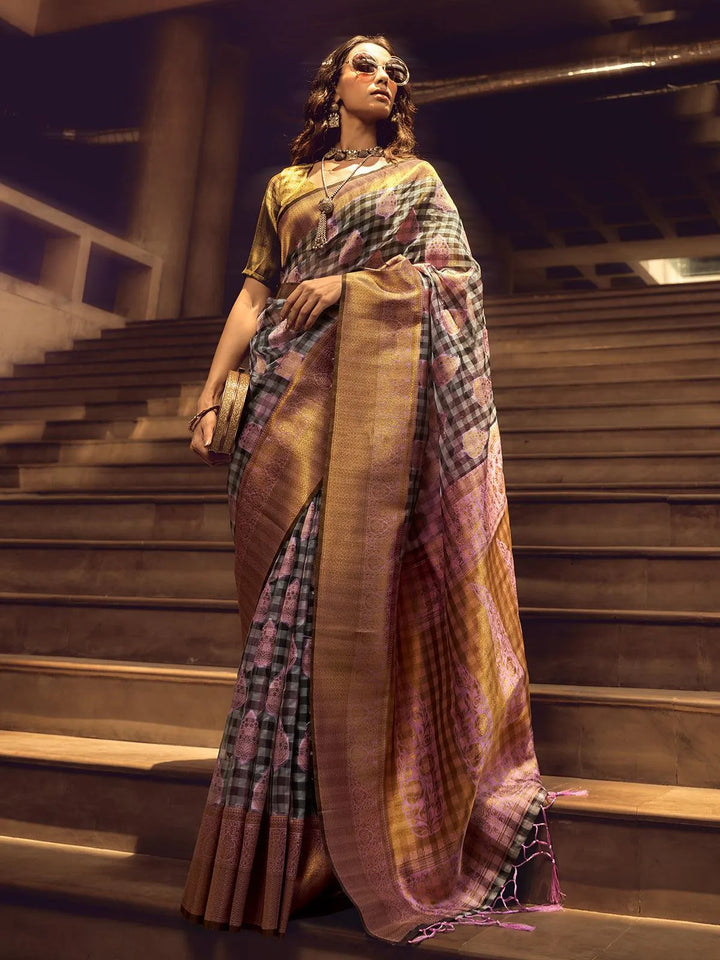 Light Pink And Black Checks Design Handloom Silk Saree - VJV Now