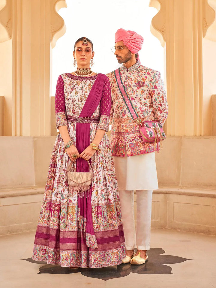 Off-White Men's Indo-wester Patola Koti Sherwani Set For Weeding - VJV Now