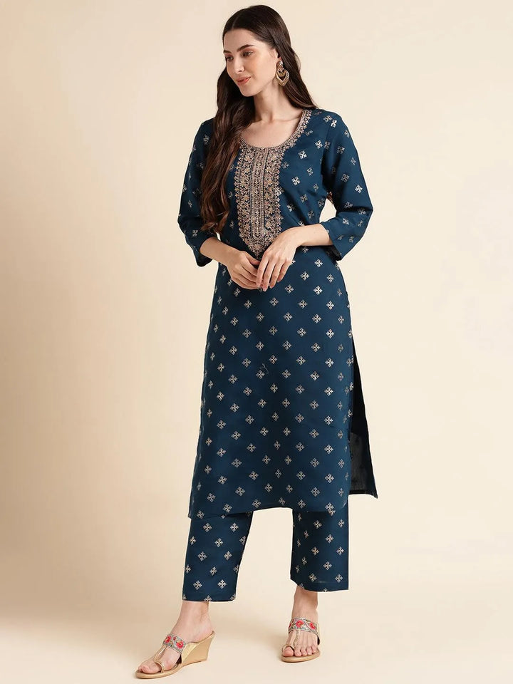 Blue Embroidered silk blend straight kurta with pant & dupatta - VJV Now