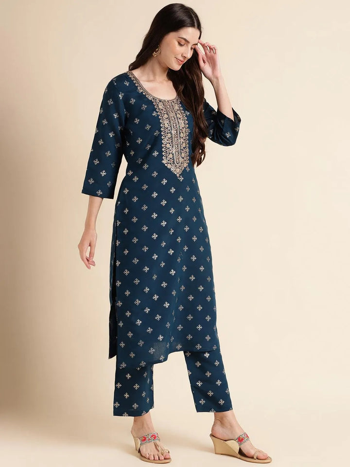 Blue Embroidered silk blend straight kurta with pant & dupatta - VJV Now