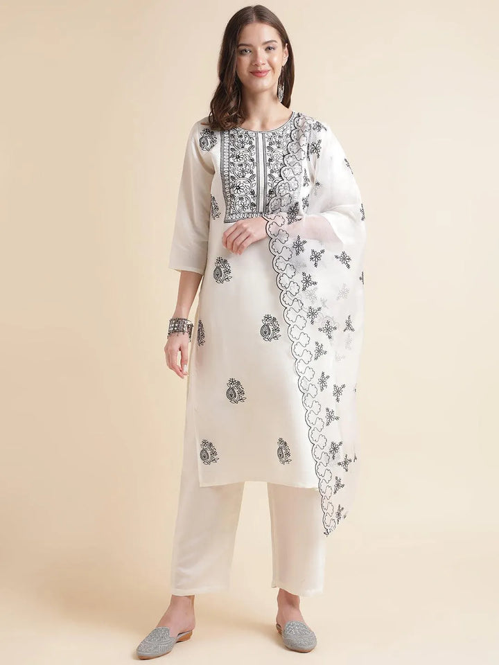 White Embroidered three Quarter sleeve kurta set with fancy embroidered dupatta - VJV Now