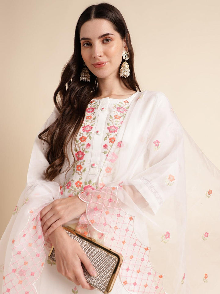 White floral embroidered kurta set with fancy embroidered dupatta - VJV Now